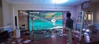 صفحه نمایش LED داخلی با رفرش ریت بالا برای پخش آسان ویدیو