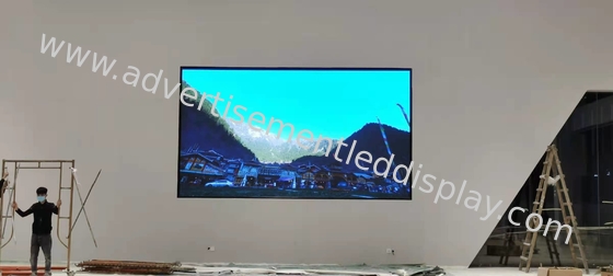 6500K-9500K صفحه نمایش LED تبلیغات داخلی 60 درجه زاویه دید عمودی